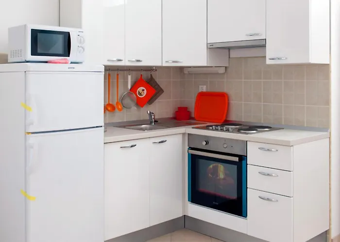 Daire Lovely In Rogoznicko Zečevo